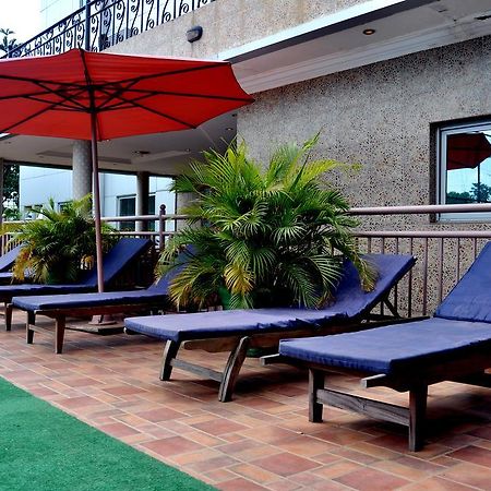 Chelsea Hotel Abuja Exterior foto