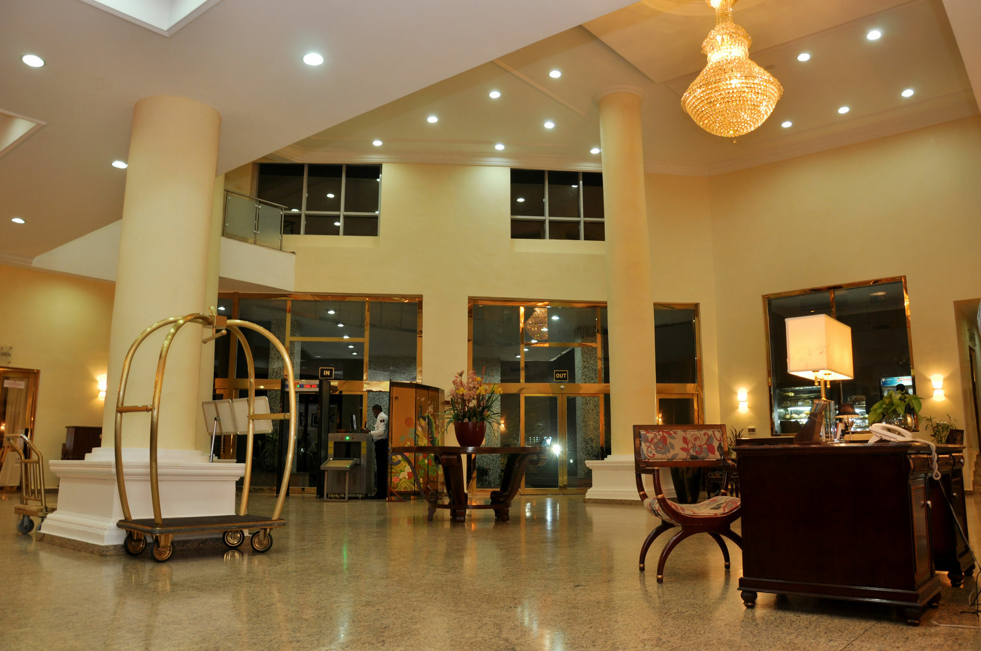 Chelsea Hotel Abuja Exterior foto